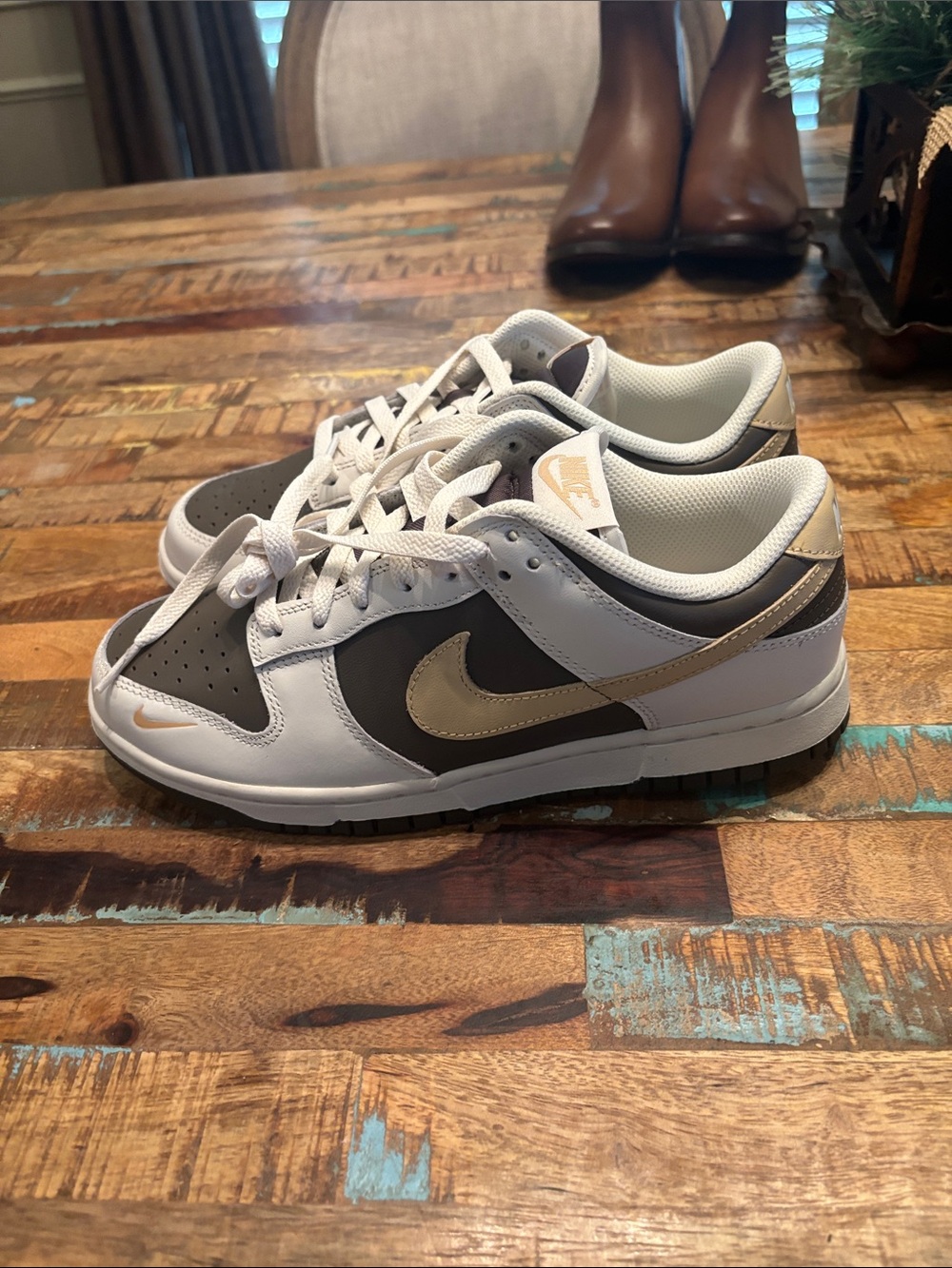Brand New Nike Women’s Dunk Low SZ 8 Brown/Cream/White MSRP $115